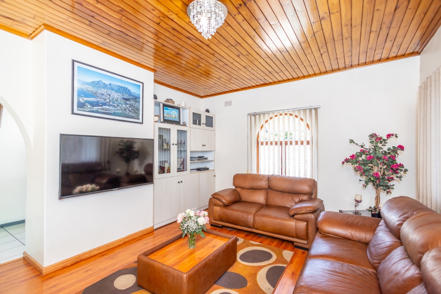 3 Bedroom Property for Sale in Belhar Western Cape
